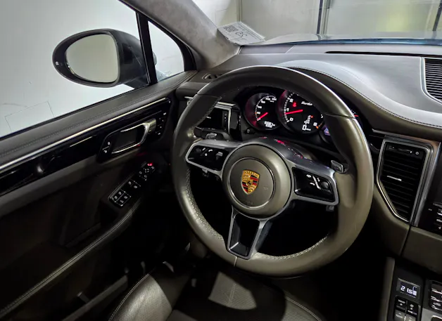 PORSCHE Macan 3.6 V6 Turbo