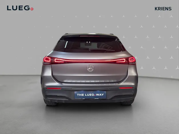 MERCEDES-BENZ EQA 350 4M - AMG / DISTRONIC / 360 Grad Kamera / Sitzklima / Head-Up Display