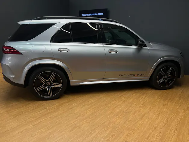 MERCEDES-BENZ GLE 350 de 4M - AMG / DISTRONIC / 360 Grad Kamera / Panorama-Dach / Memory