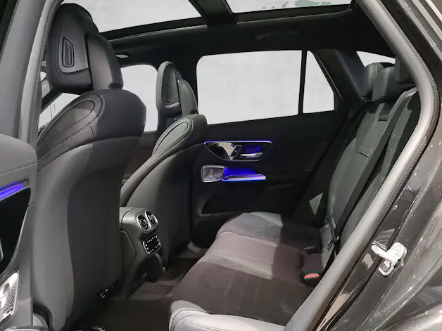 MERCEDES-BENZ GLC 220 d AMG Line 4M