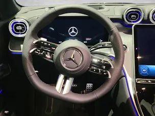 MERCEDES-BENZ GLC 220 d AMG Line 4M