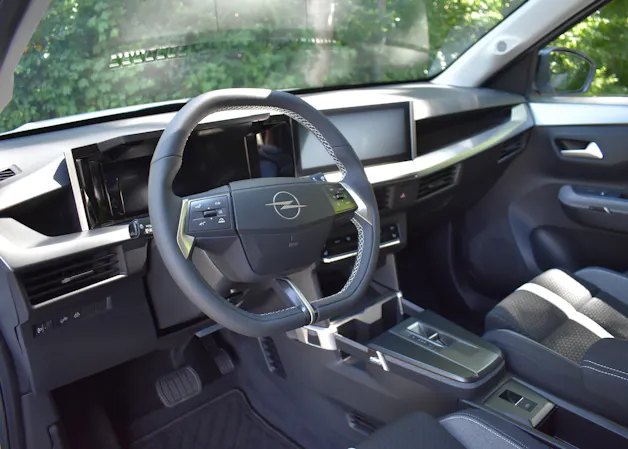 OPEL Frontera 1.2i MHEV GS