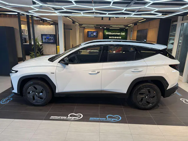 HYUNDAI Tucson 1.6 TGDI HEV Black Line Automat