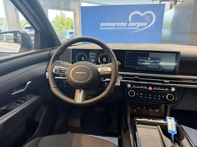 HYUNDAI Tucson 1.6 TGDI HEV Black Line Automat