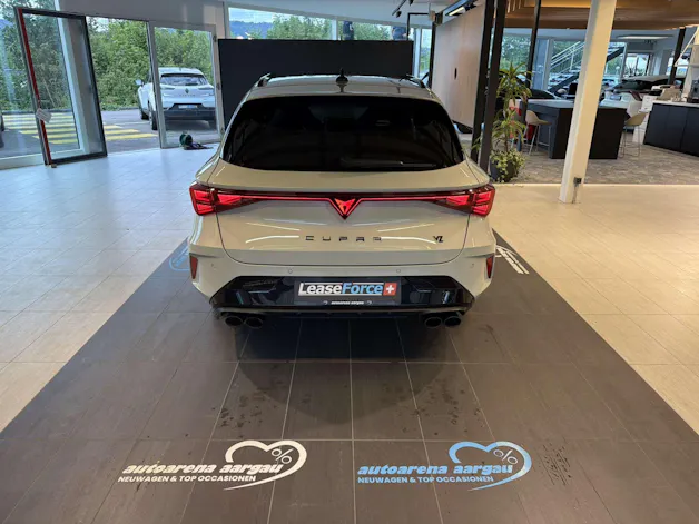 CUPRA LEON ST 2.0 TSi VZ 333PS 4Drive DSG-Automat