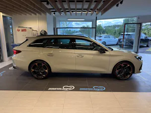 CUPRA LEON ST 2.0 TSi VZ 333PS 4Drive DSG-Automat