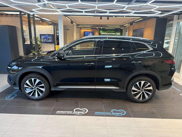 BYD Seal U DM-i Design AWD 324PS Automat