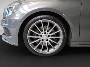 MERCEDES-BENZ A 220 4M AMG W176