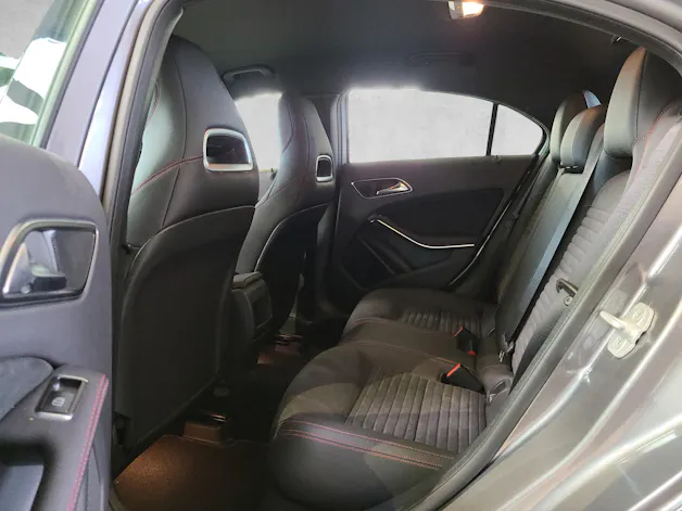 MERCEDES-BENZ A 220 4M AMG W176