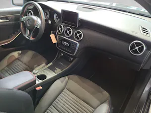 MERCEDES-BENZ A 220 4M AMG W176
