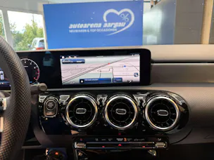 MERCEDES-BENZ A 180 AMG-Line DCT-Automat