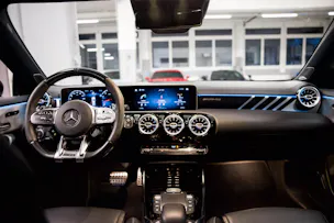 MERCEDES-BENZ CLA Shooting Brake 45 S AMG 4Matic+ 8G-DCT