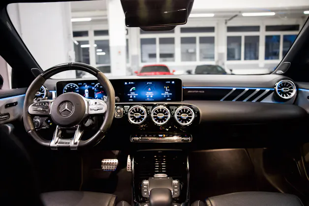 MERCEDES-BENZ CLA Shooting Brake 45 S AMG 4Matic+ 8G-DCT