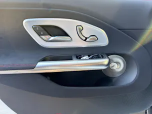 MERCEDES-BENZ CLA 350 4 Matic 85 kWh EQ