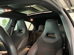 MERCEDES-BENZ A 220 4Matic 8G-DCT