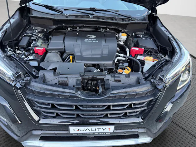 Subaru Forester 2.0i e-Boxer Luxury Lineartronic