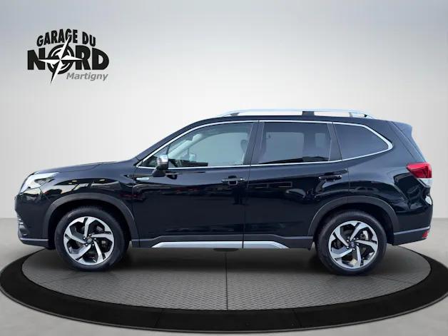 Subaru Forester 2.0i e-Boxer Luxury Lineartronic