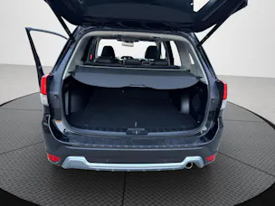 Subaru Forester 2.0i e-Boxer Luxury Lineartronic