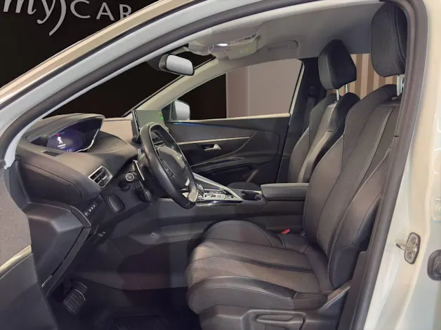 PEUGEOT 3008 1.2 PureTech Allure Pack EAT8