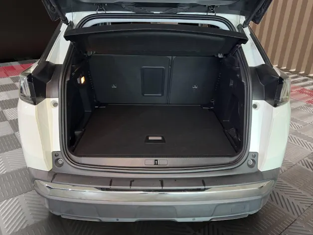 PEUGEOT 3008 1.2 PureTech Allure Pack EAT8