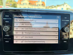 VW T-Roc 1.5 TSI DSG R-LINE *** TOP AUSSTATTUNG ***