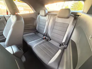 VW T-Roc 1.5 TSI DSG R-LINE *** TOP AUSSTATTUNG ***