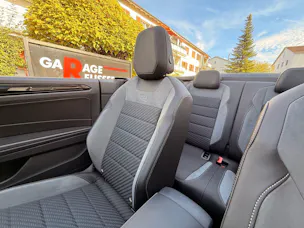 VW T-Roc 1.5 TSI DSG R-LINE *** TOP AUSSTATTUNG ***