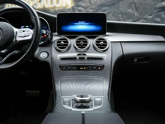 MERCEDES-BENZ C 200 AMG Line 9G-Tronic *Facelift*Sternenhimmel*LED Scheinwerfer*Assistenten*