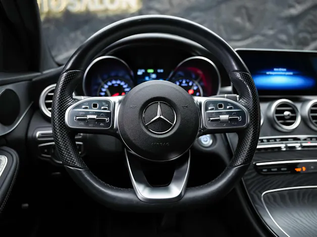 MERCEDES-BENZ C 200 AMG Line 9G-Tronic *Facelift*Sternenhimmel*LED Scheinwerfer*Assistenten*