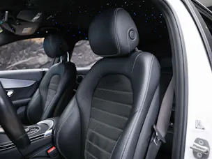 MERCEDES-BENZ C 200 AMG Line 9G-Tronic *Facelift*Sternenhimmel*LED Scheinwerfer*Assistenten*