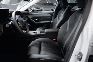 PEUGEOT 308 SW 1.5 BlueHDI Allure EAT8