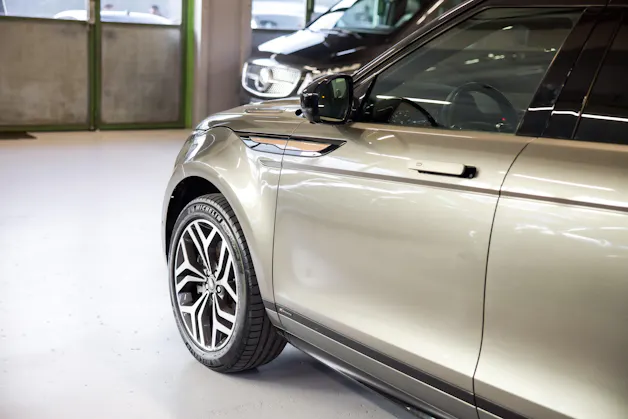 Land Rover Range Rover Evoque R-Dynamic SE P200 AT9 Allrad