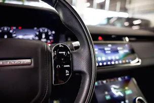 Land Rover Range Rover Evoque R-Dynamic SE P200 AT9 Allrad