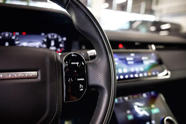 Land Rover Range Rover Evoque R-Dynamic SE P200 AT9 Allrad