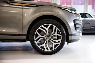 Land Rover Range Rover Evoque R-Dynamic SE P200 AT9 Allrad