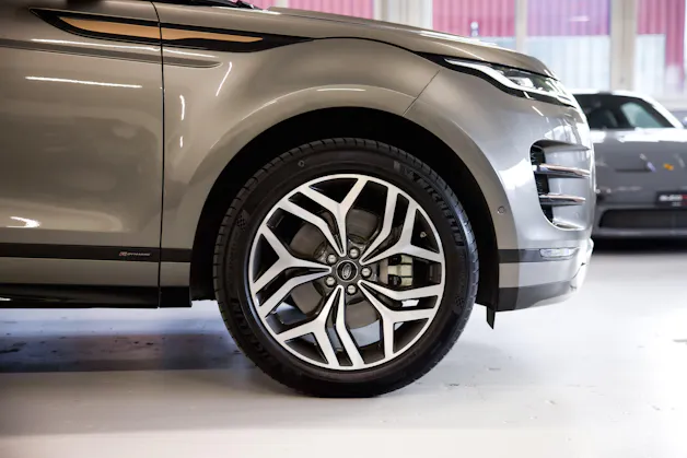 Land Rover Range Rover Evoque R-Dynamic SE P200 AT9 Allrad