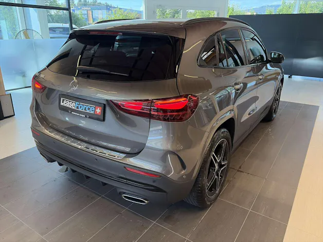 MERCEDES-BENZ GLA 200 AMG-Line DCT-Automat