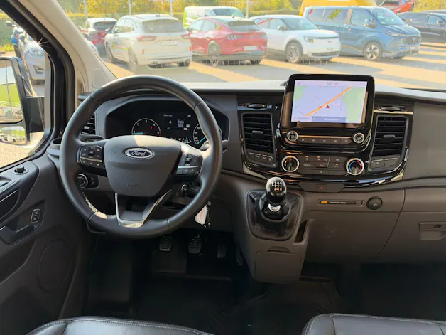 FORD Transit Custom Van 320 L1H1 DK Trail