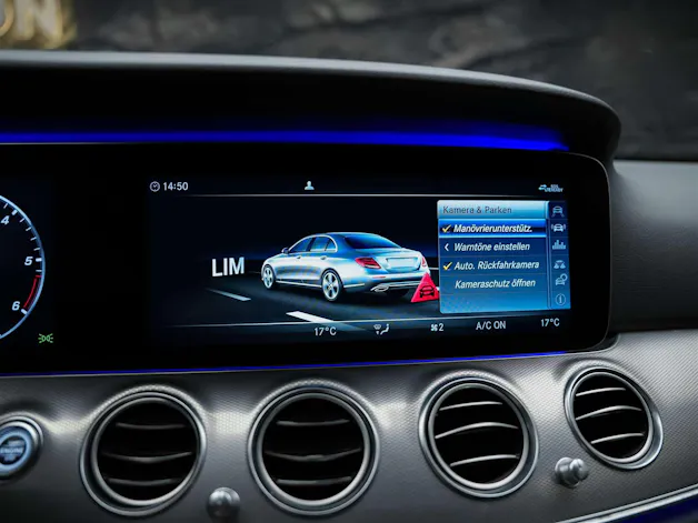 MERCEDES-BENZ E 220 d AMG Line 9G-Tronic *360° Kamera*Assistenten*Ambientebeleuchtung*