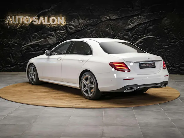 MERCEDES-BENZ E 220 d AMG Line 9G-Tronic *360° Kamera*Assistenten*Ambientebeleuchtung*