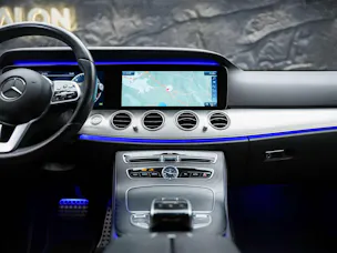 MERCEDES-BENZ E 220 d AMG Line 9G-Tronic *360° Kamera*Assistenten*Ambientebeleuchtung*