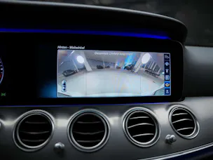 MERCEDES-BENZ E 220 d AMG Line 9G-Tronic *360° Kamera*Assistenten*Ambientebeleuchtung*
