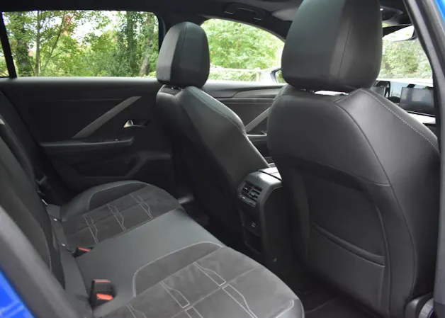 OPEL Astra Sports Tourer 1.2 T 130 Ultimate