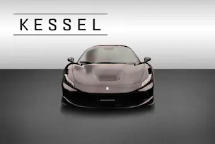 FERRARI F8 Tributo