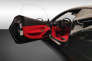 FERRARI F8 Tributo