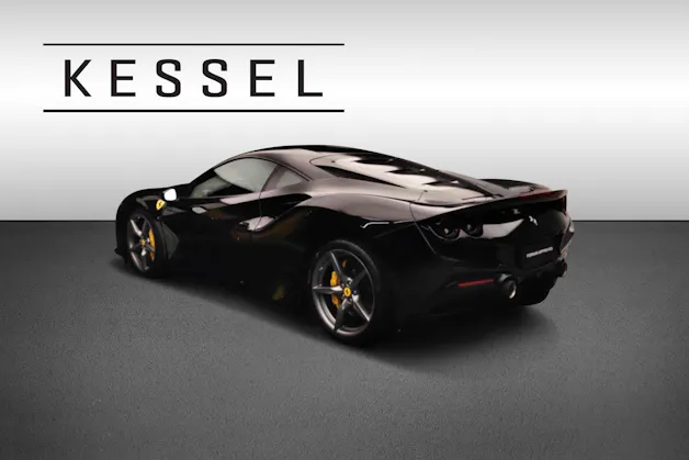 FERRARI F8 Tributo