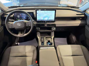 Toyota RAV-4 2.5 HSD Trend e-CVT AWD NEUES MODELL Automat