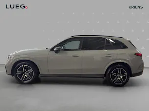 MERCEDES-BENZ GLC 200 4M - AMG / Panorama-Dach / AHK / Rückfahrkamera