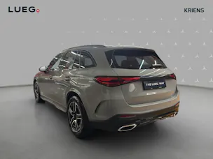 MERCEDES-BENZ GLC 200 4M - AMG / Panorama-Dach / AHK / Rückfahrkamera