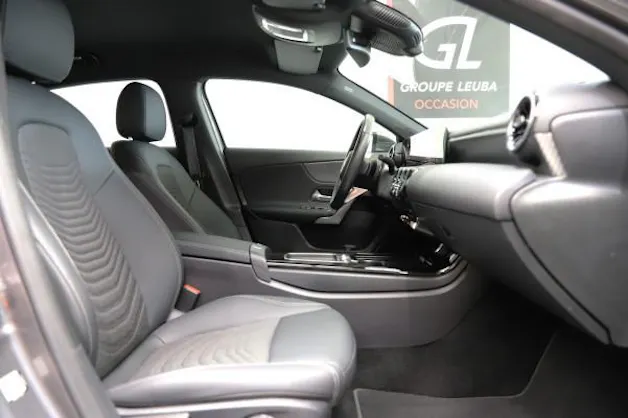 MERCEDES-BENZ A 200 7G-DCT